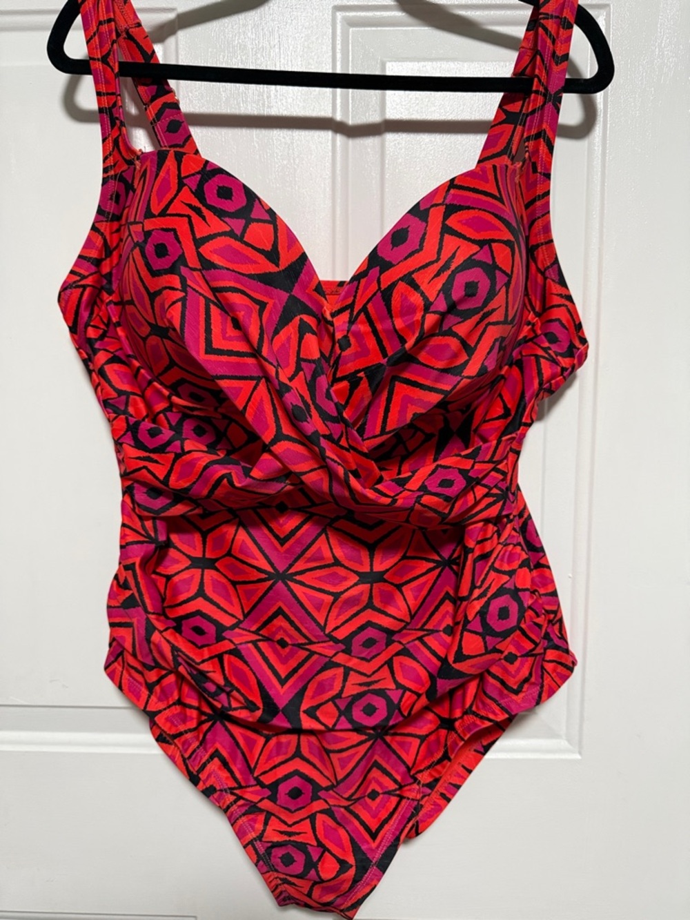 Women’s Red & Pink Geometric One-Piece Swimsuit